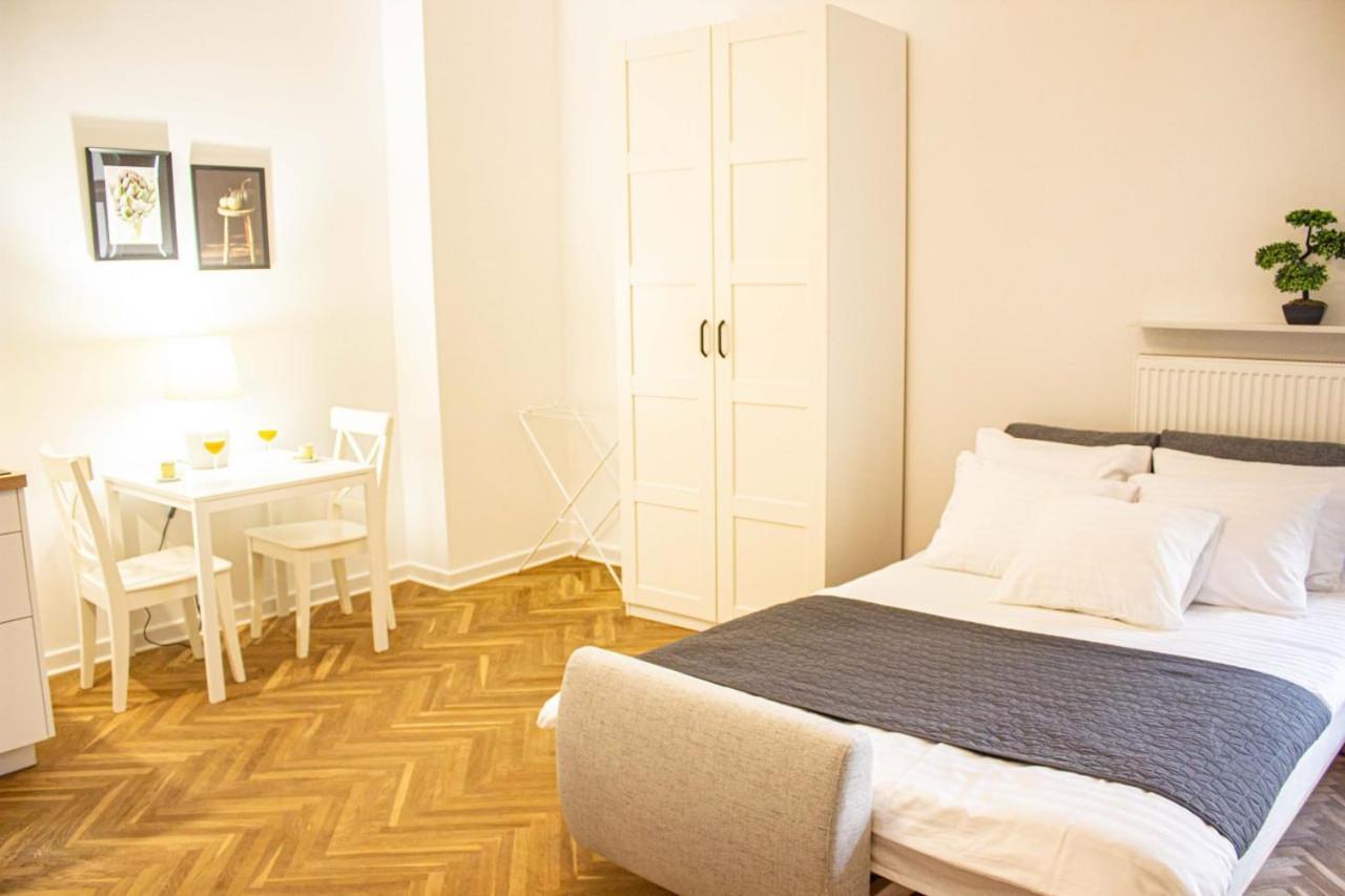 Mieszkanie W Sercu Warszawy Warschau Exterior foto